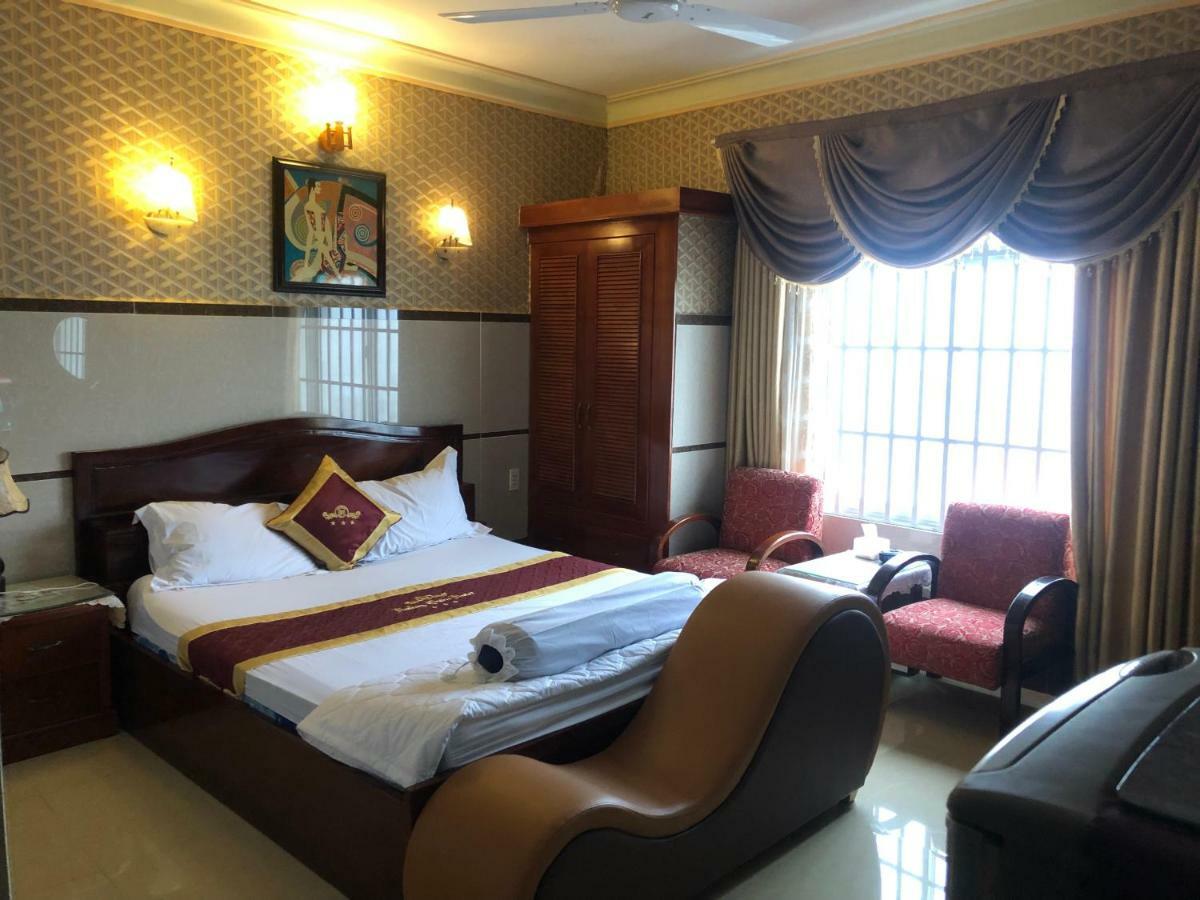 Hoang Quan Hotel Ho Chi Minh City Exterior photo
