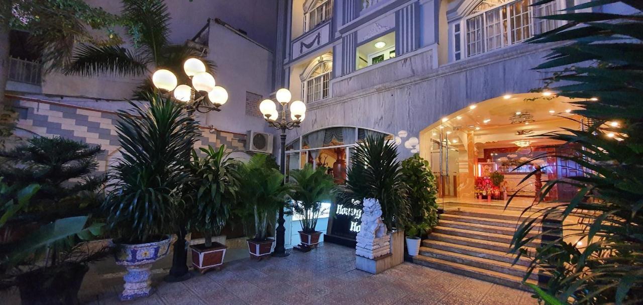 Hoang Quan Hotel Ho Chi Minh City Exterior photo
